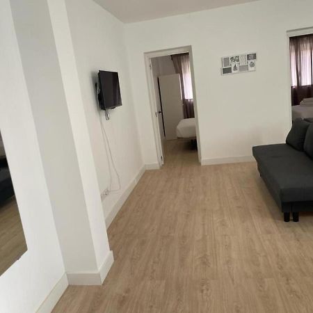 U5 A Estrenar Bien Situado Cerca De Metro Apartment Madrid Bagian luar foto