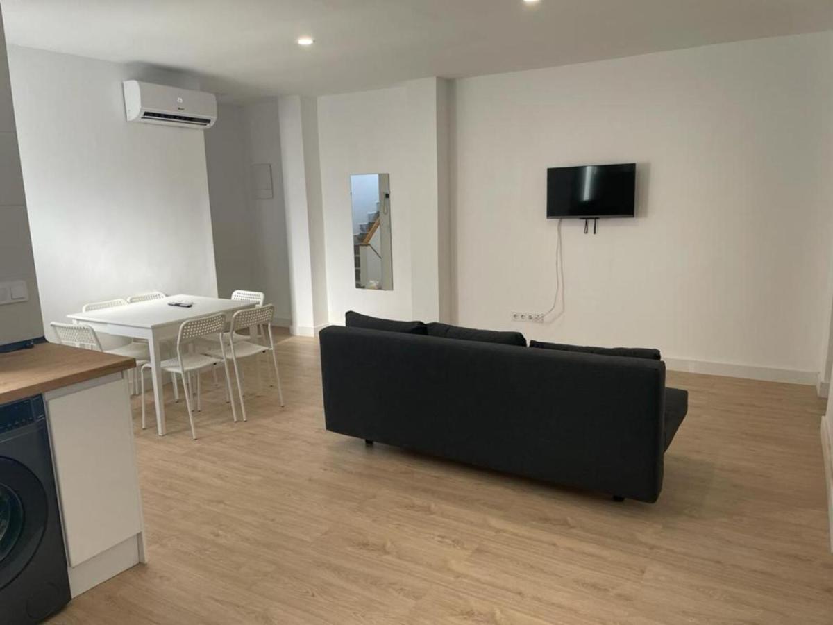 U5 A Estrenar Bien Situado Cerca De Metro Apartment Madrid Bagian luar foto